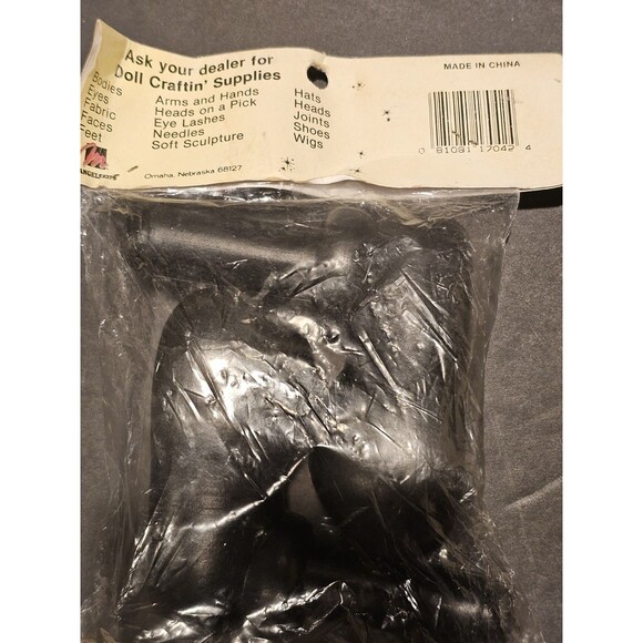 Mangelsen's Doll Craftin' Lot: Hobo Clown Head, 2 Pairs White Hands, Black Boots - Picture 14 of 14